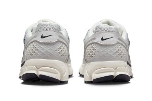 Nike Zoom Vomero 5 Photon Dust