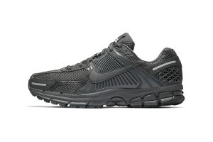 Nike Zoom Vomero 5 Black