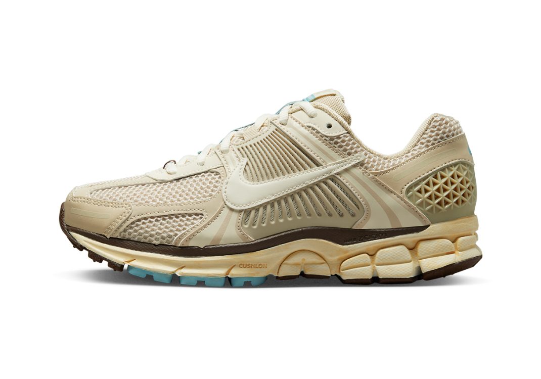Nike Zoom Vomero 5 Oatmeal
