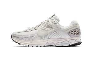 Nike Zoom Vomero 5 White