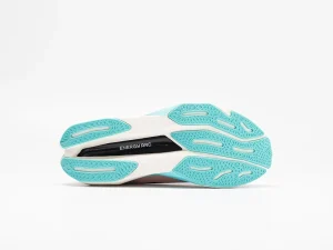 New Balance FuelCell SuperComp Elite v4