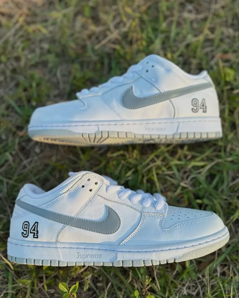 Supreme x Nike SB Dunk Low