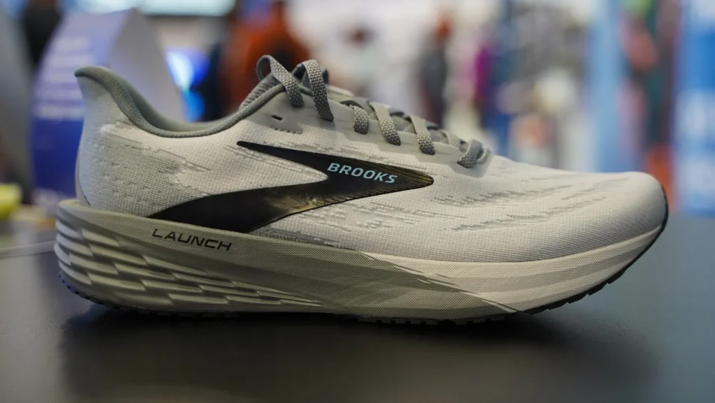 Brooks Launch 11