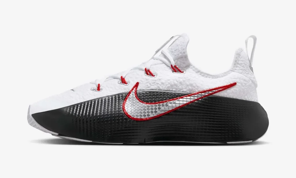 Nike LeBron TR 1