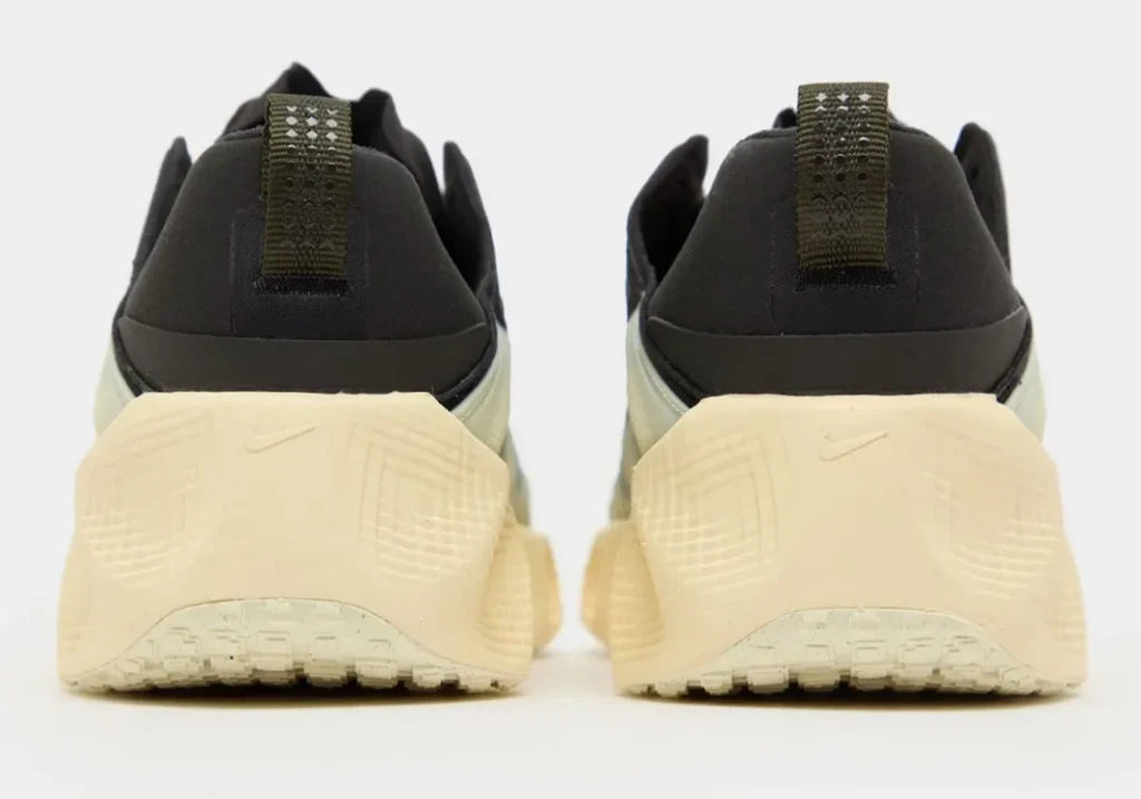Nike Ava Rover