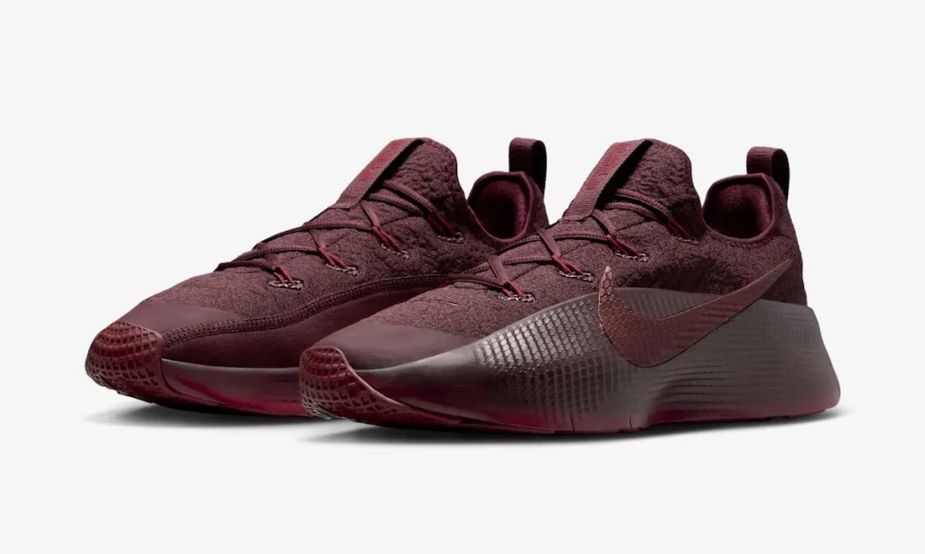 Nike LeBron TR 1