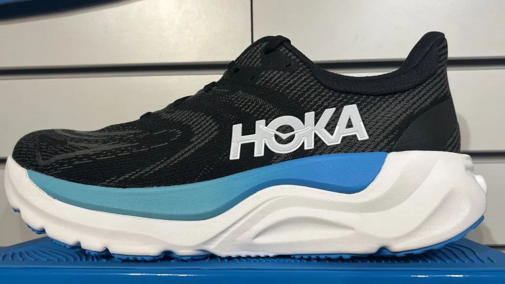 Hoka Arahi 8