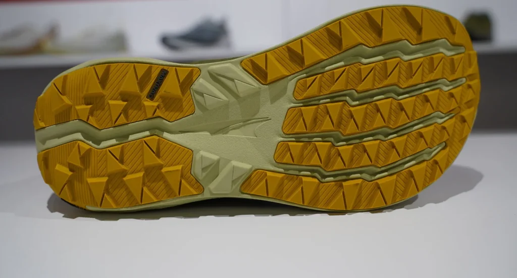 Altra Experience Wild 2