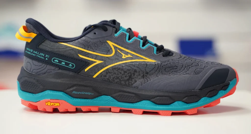 Mizuno Wave Mujin 11