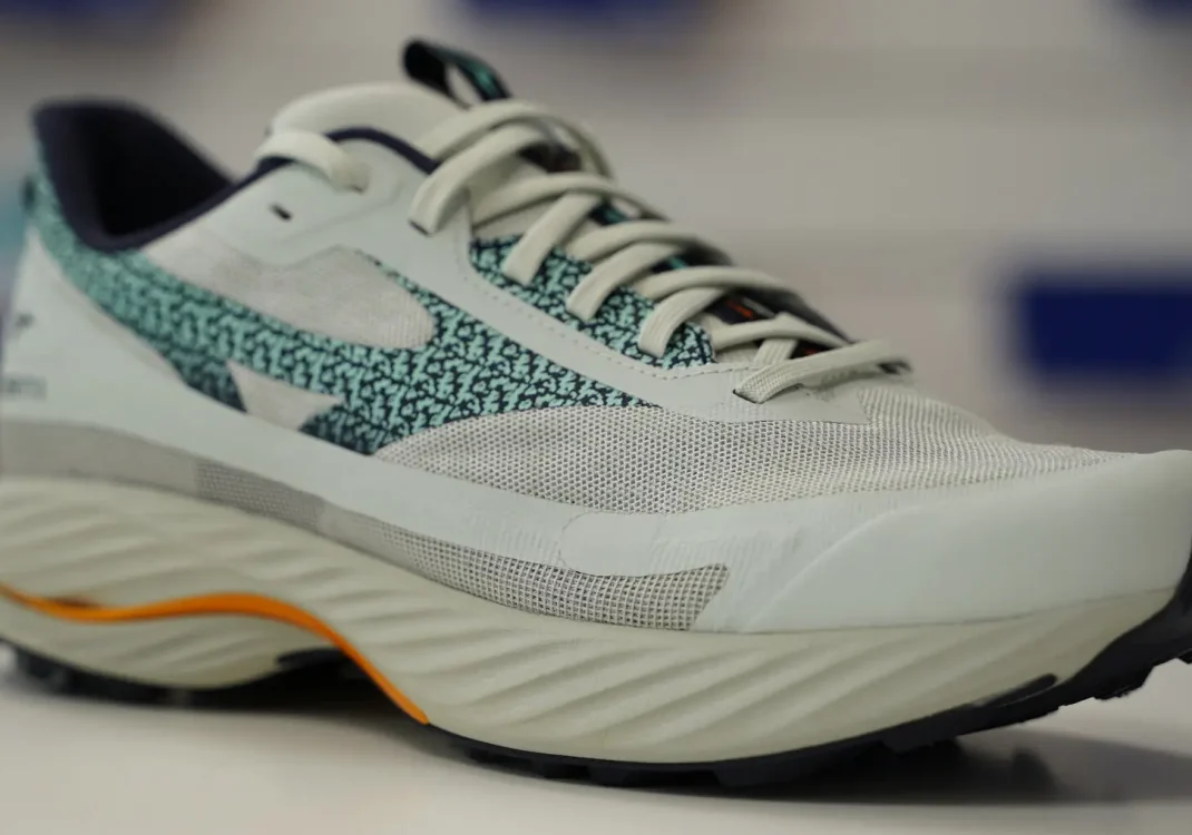 Mizuno Wave Rider TT 3