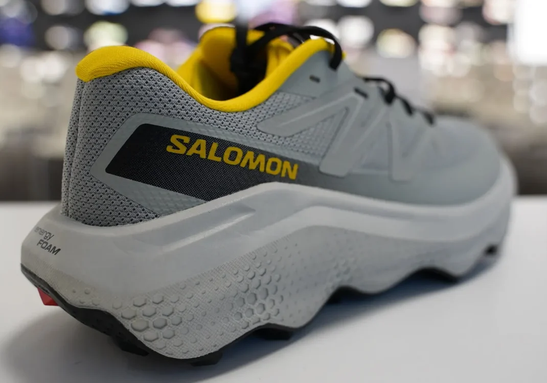 Salomon Ultra Flow 2