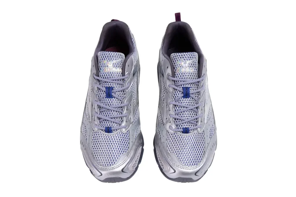 Mizuno MXR “Space Lights”