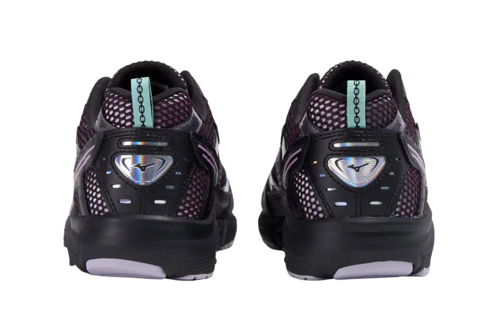 Mizuno MXR “Space Lights”