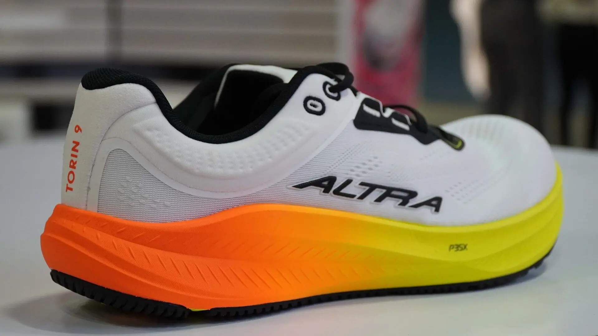 Altra Torin 9