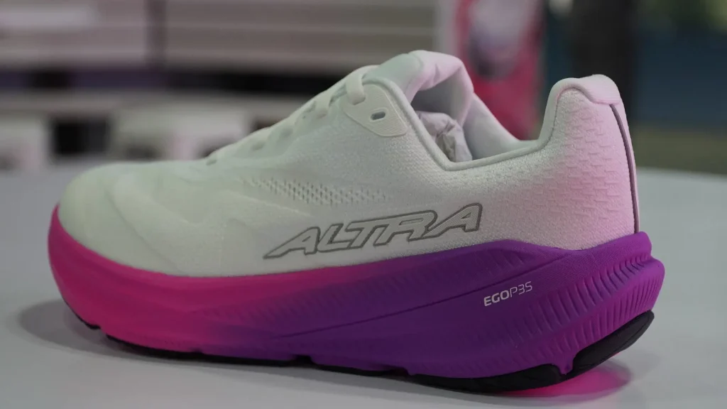 Altra Experience Flow 3