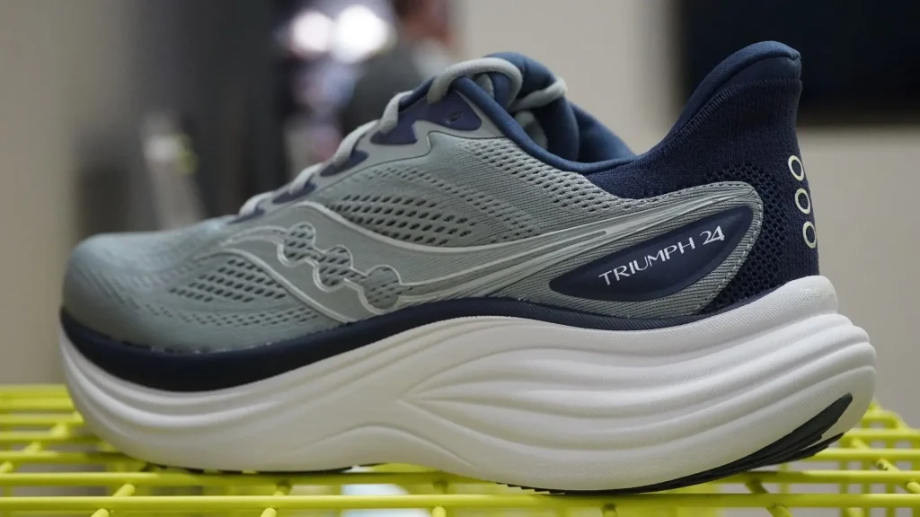 Saucony Triumph 24