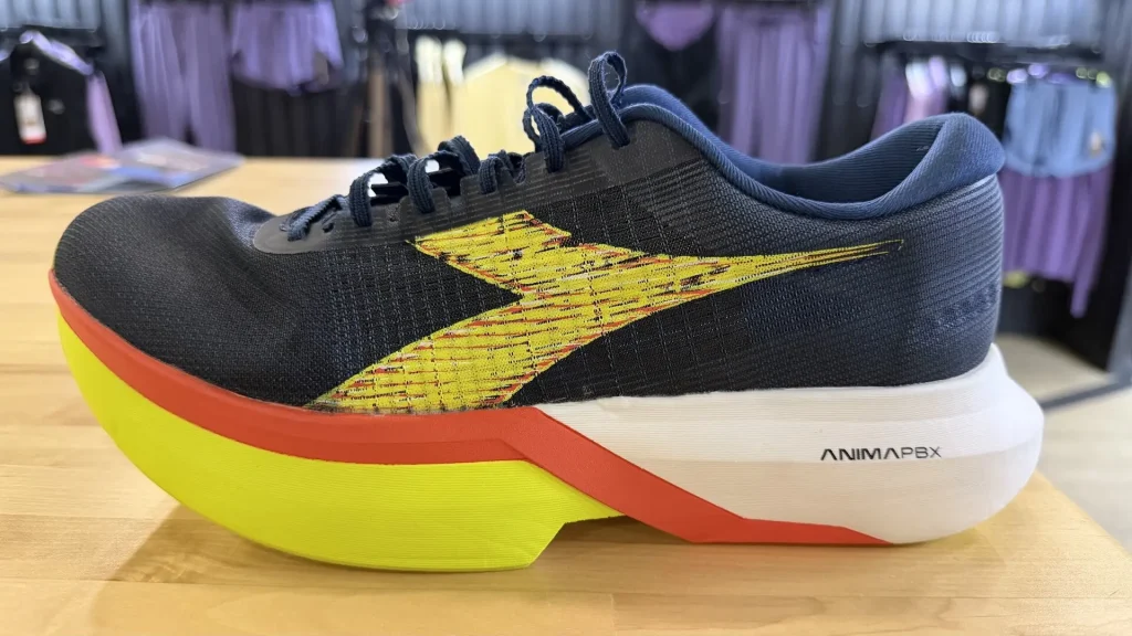 Diadora Gara Carbon 3