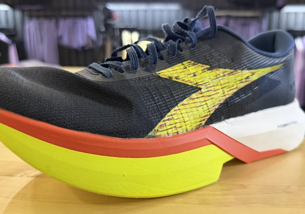 Diadora Gara Carbon 3