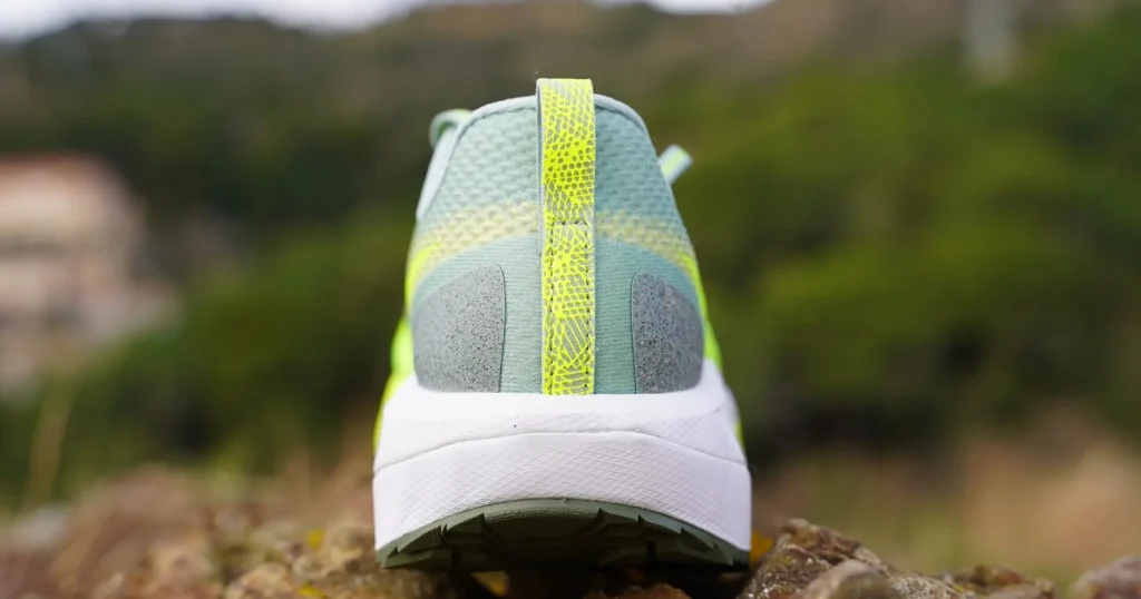 New Balance FuelCell SuperComp Trail V2