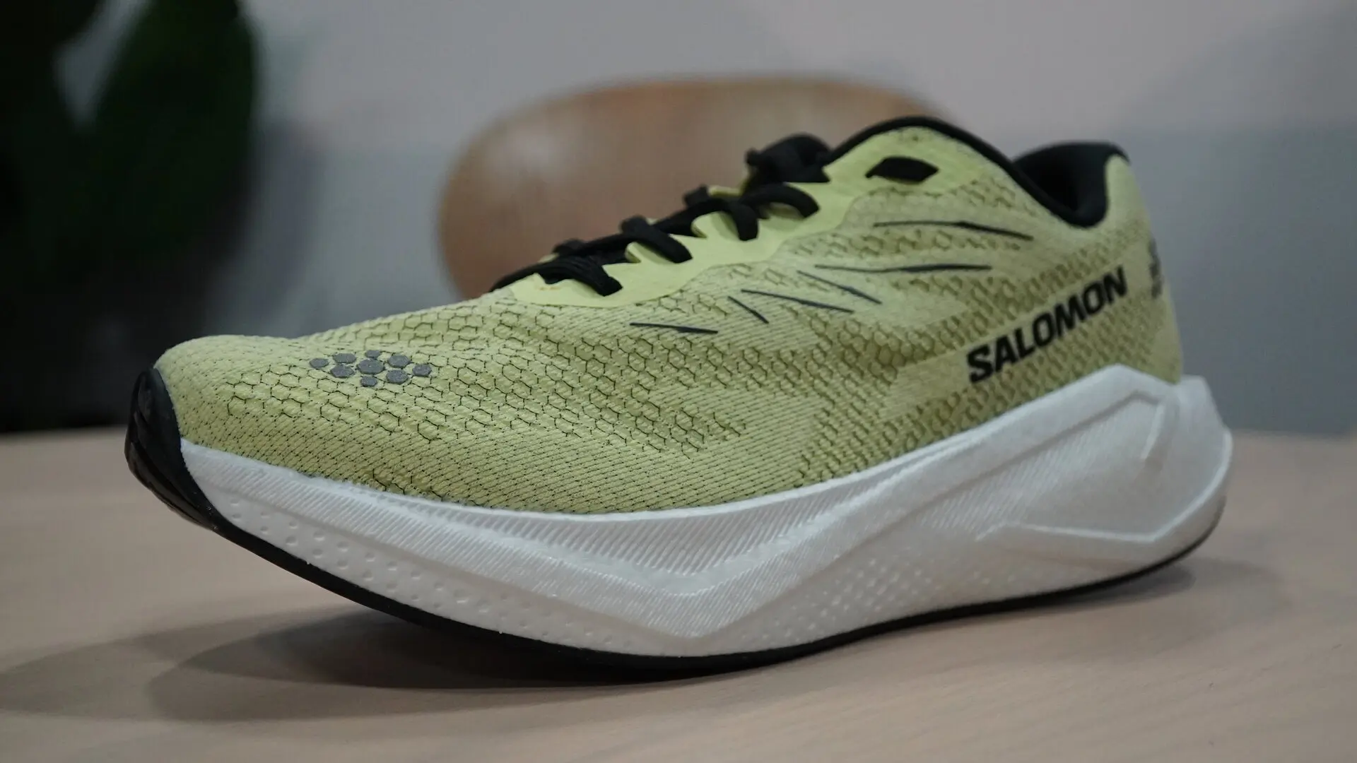 Salomon Aero Blaze 4