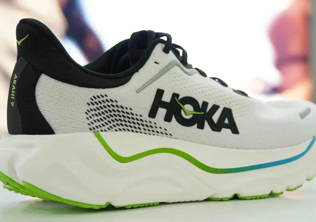 Hoka Arahi 9