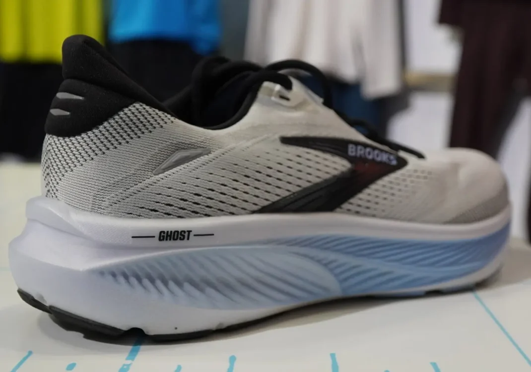 Brooks Ghost 18