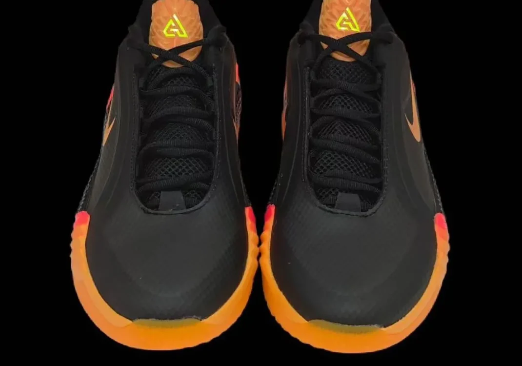 Nike Giannis Freak 8