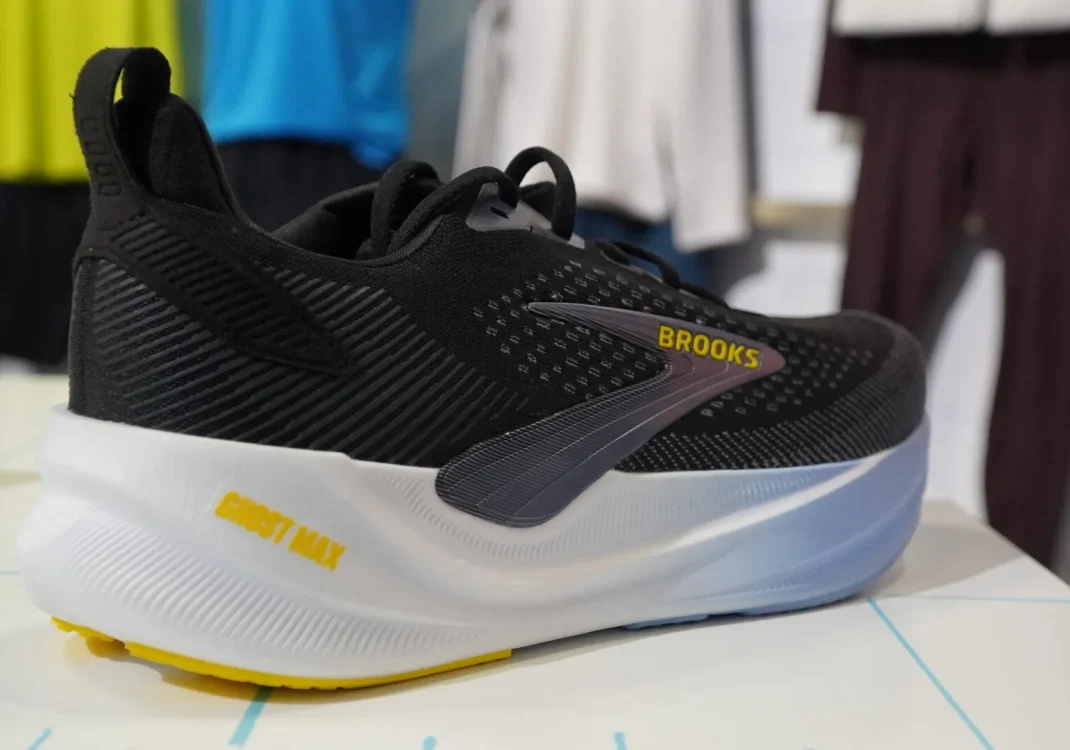 Brooks Ghost Max 4