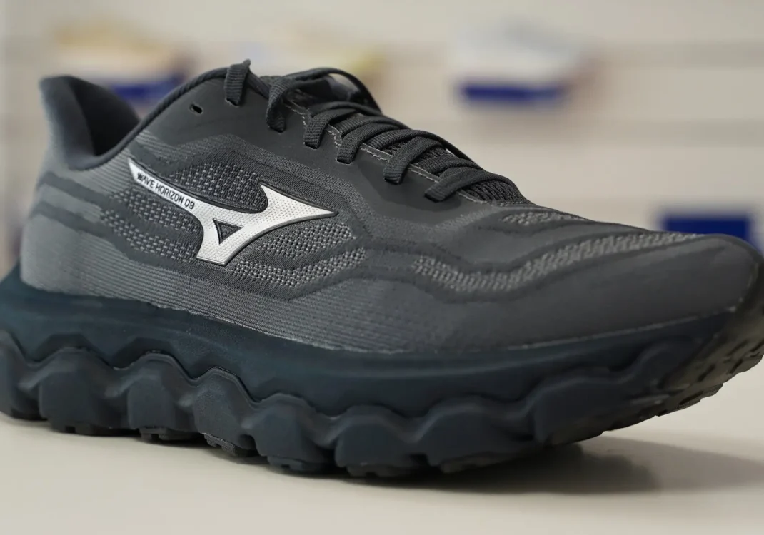 Mizuno Wave Horizon 9