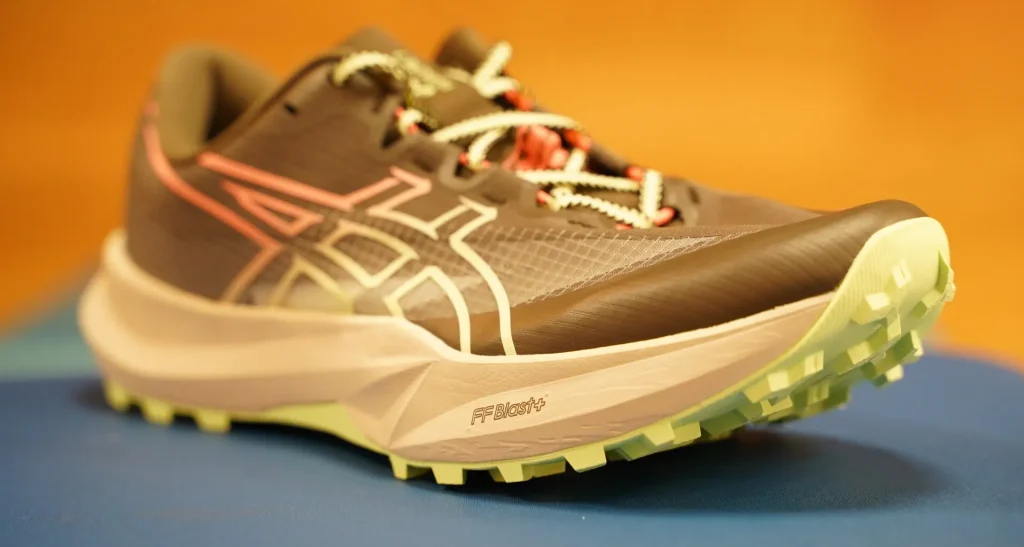 Asics Fuji Lite 7