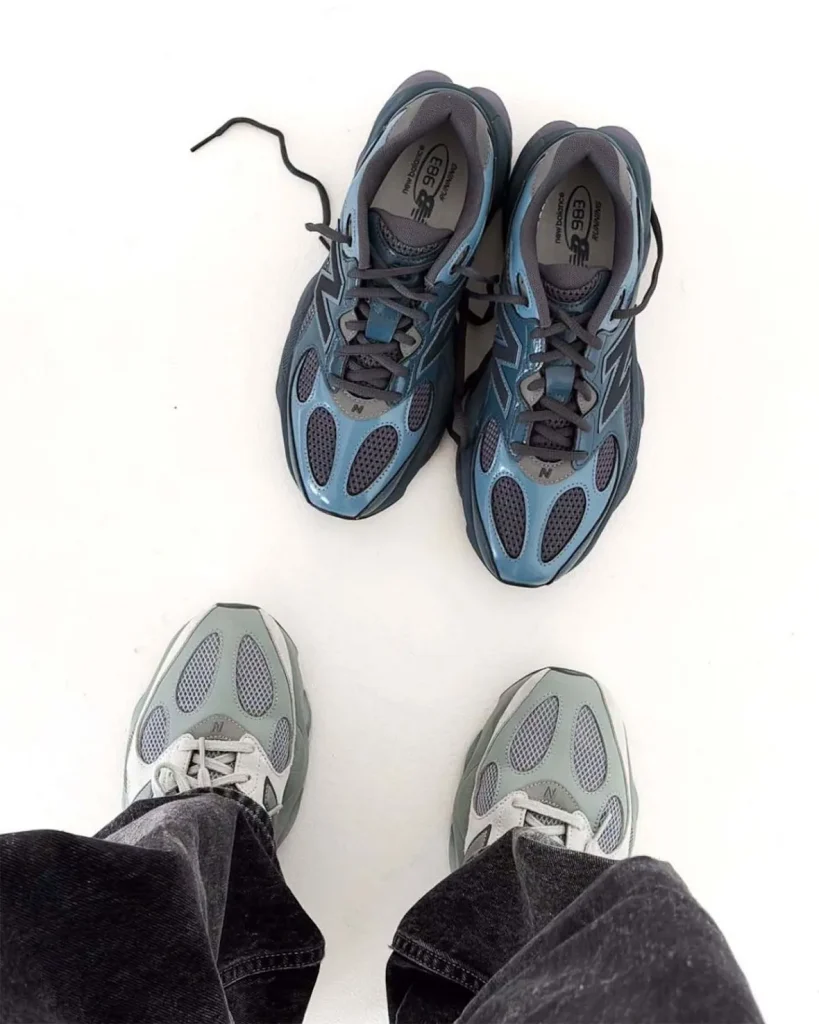 New Balance 983