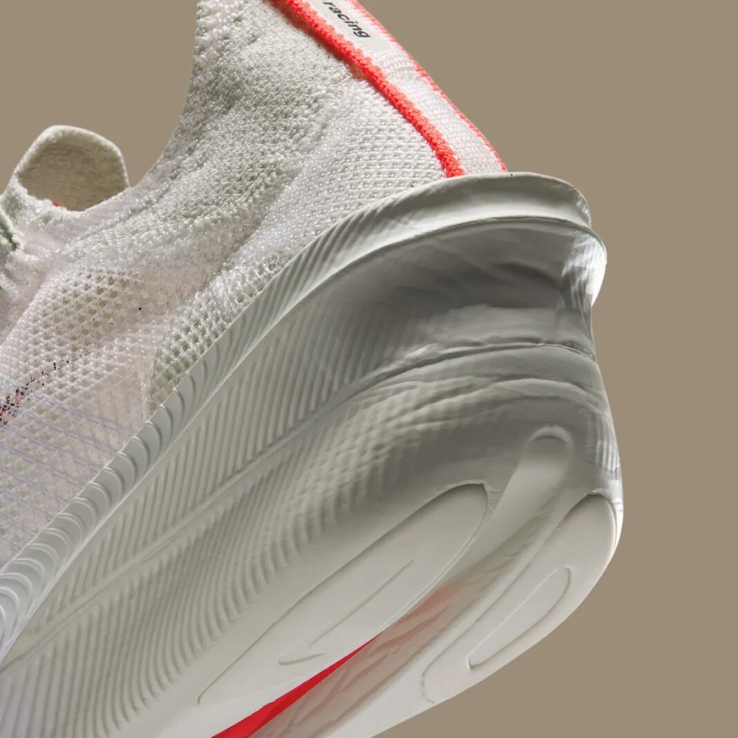 Nike AlphaFly 4