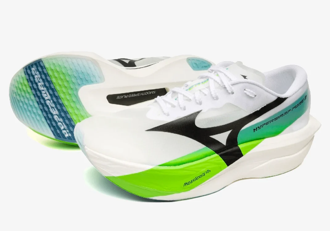 Mizuno Hyperwarp Pure 2